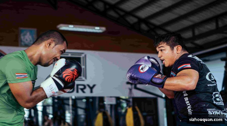 BB贝博艾弗森官网高清直播，随时随地！📱